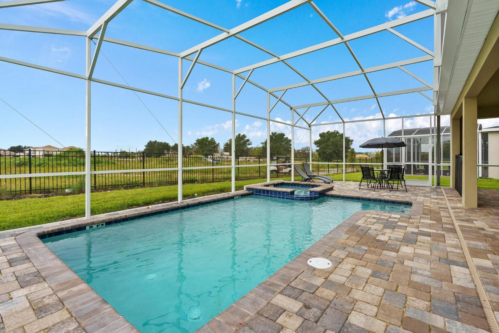 Champions Gate 8br Cozy Home Green View With Pool Spa 905 view 4