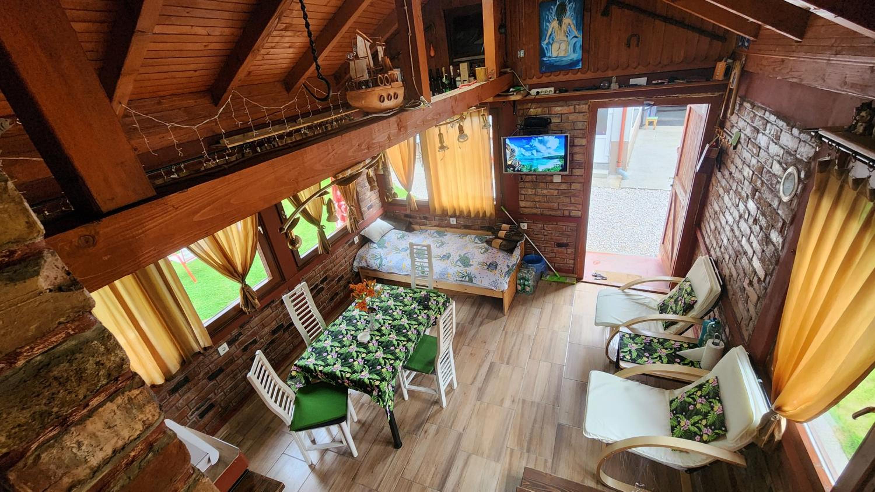 Apartmani Lavirint Ravne
