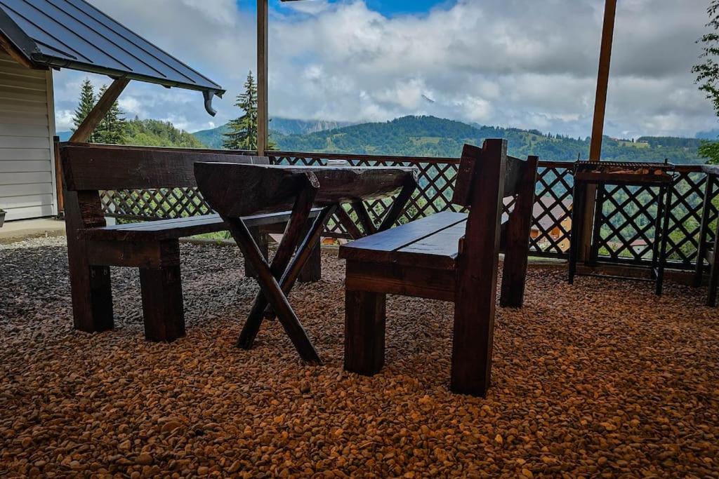 Chalet Dor de Munte view 2