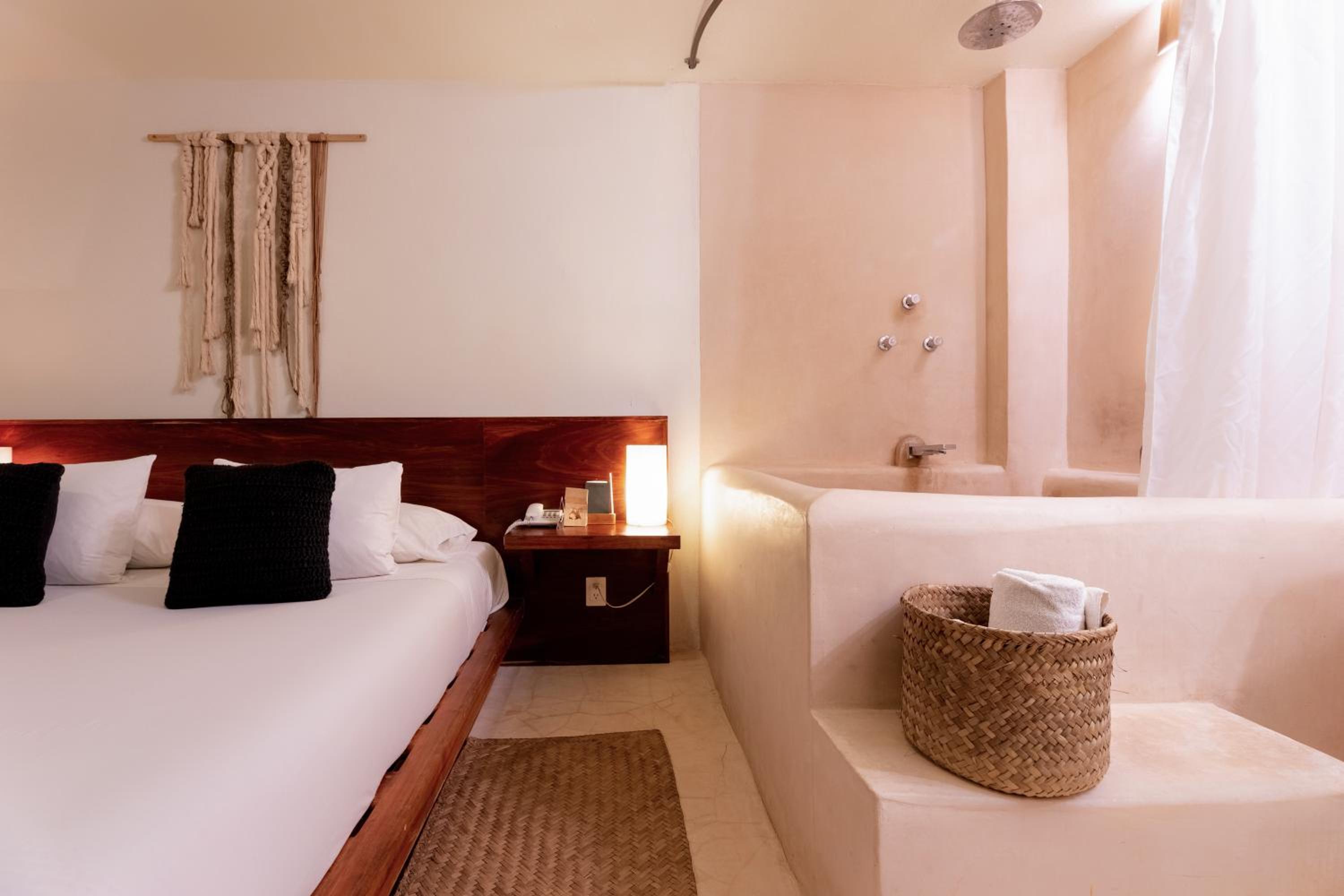 Mezzanine Boutique Hotel-Adults Only - Property Image 26