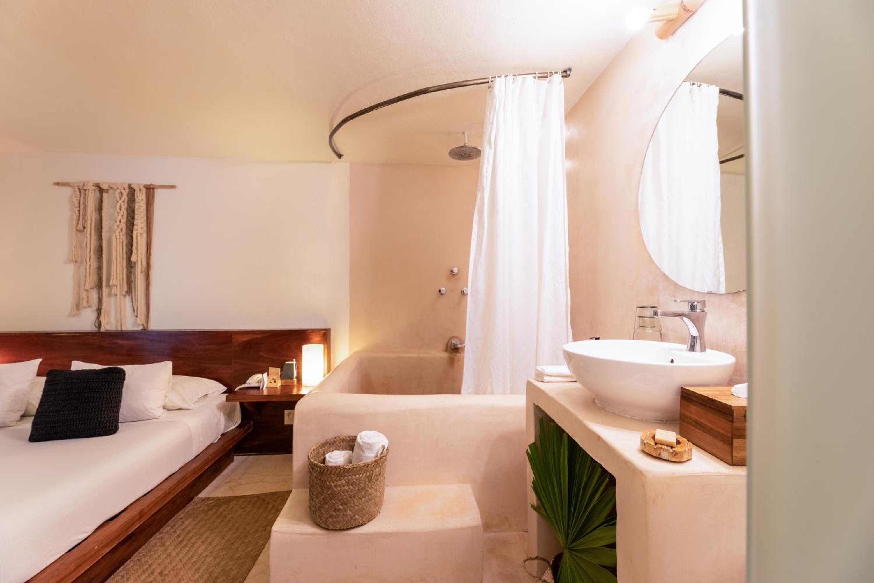 Mezzanine Boutique Hotel-Adults Only - Property Image 41