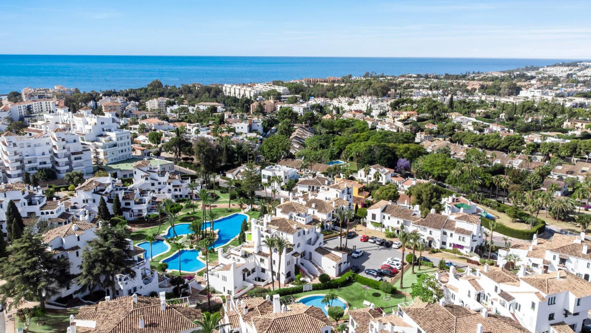 Luxury Apartment in Marbella Aldea Blanca close by Beautiful Port and Beaches of Puerto Banús