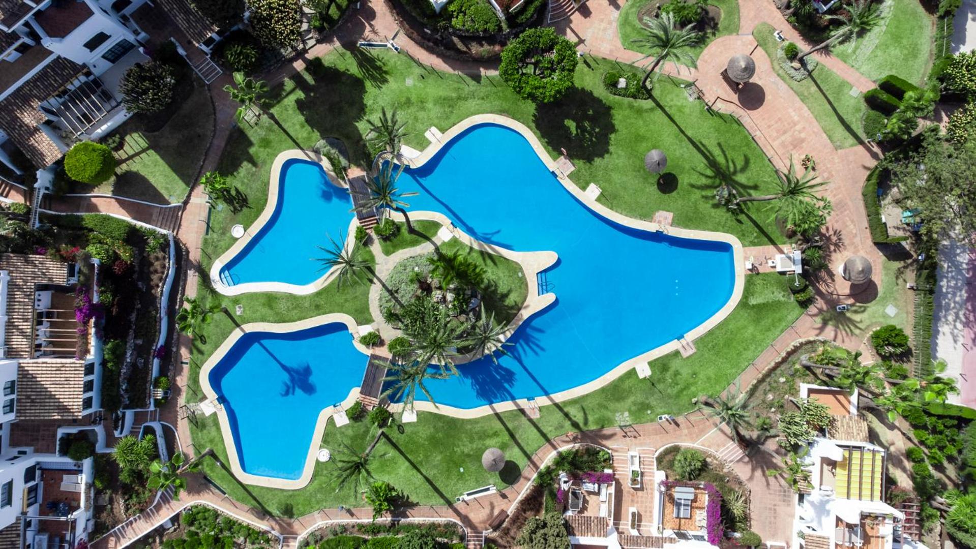 Luxury Apartment in Marbella Aldea Blanca close by Beautiful Port and Beaches of Puerto Banús