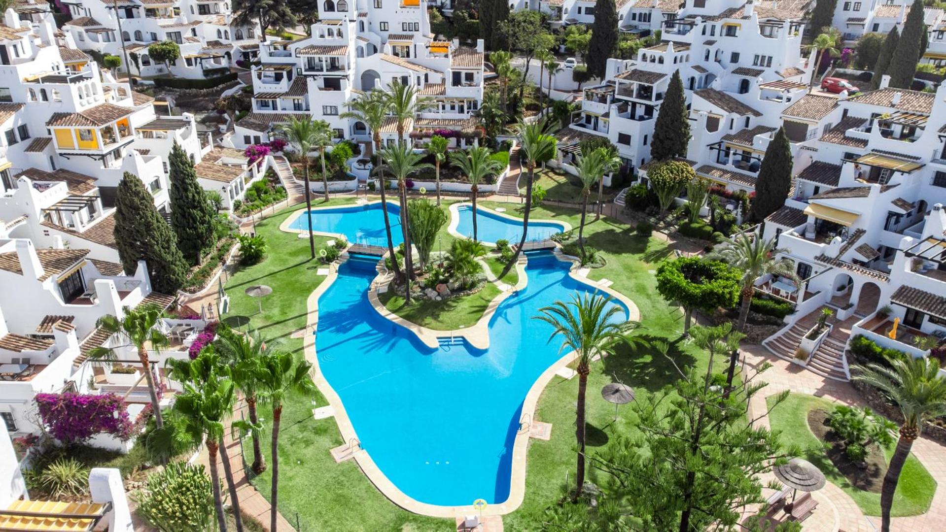 Luxury Apartment in Marbella Aldea Blanca close by Beautiful Port and Beaches of Puerto Banús
