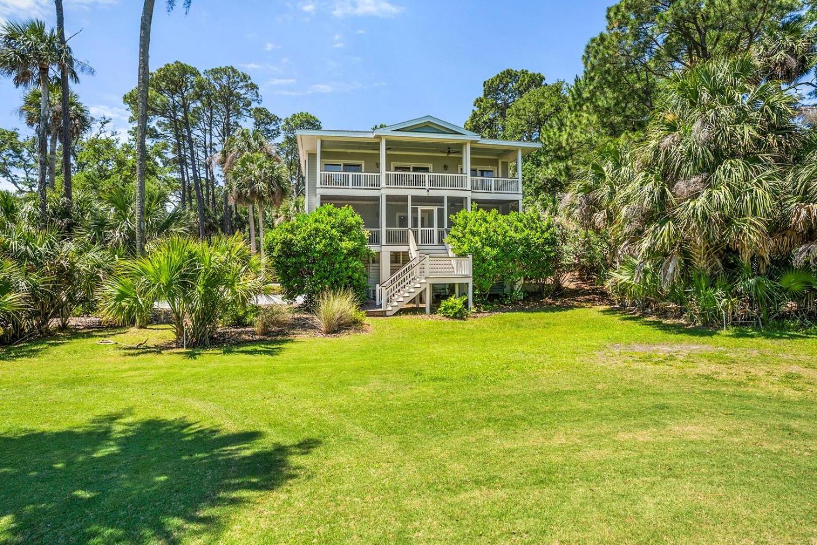 538 Remora Dr view 5