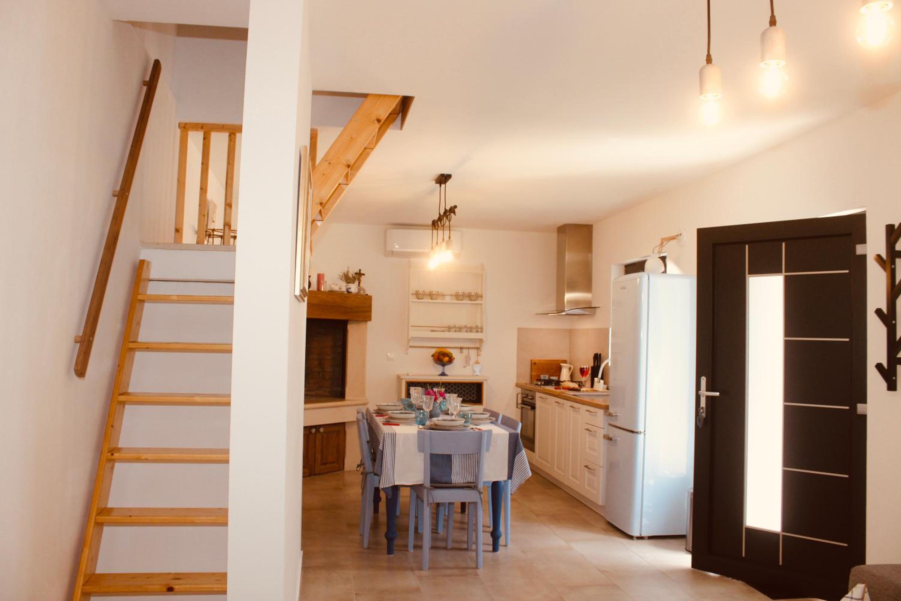 Villa Lando view 4