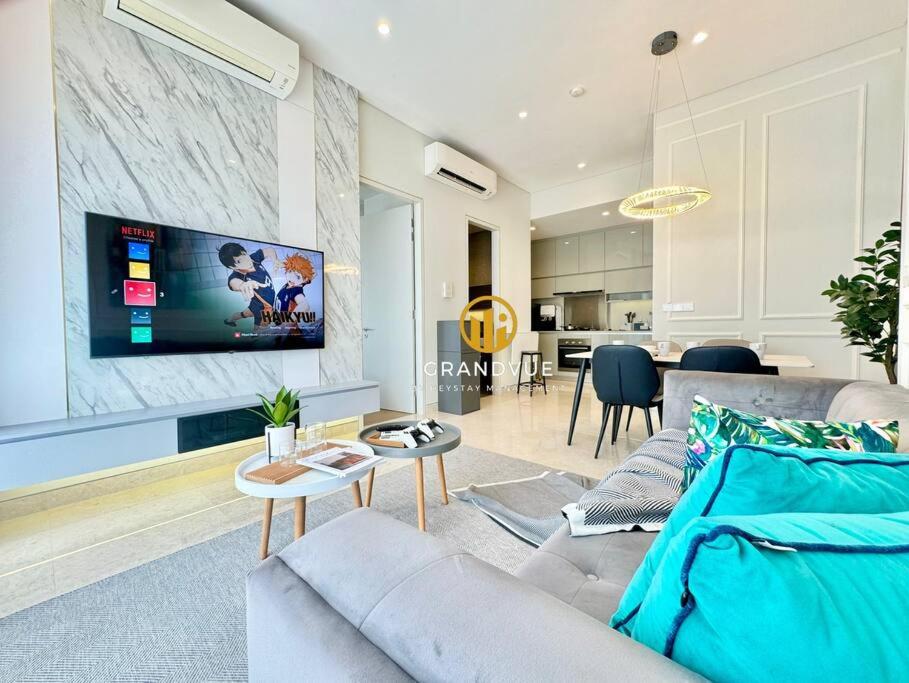 Lucentia BukitBintang KlccView InfinityPool By HeyStay Management