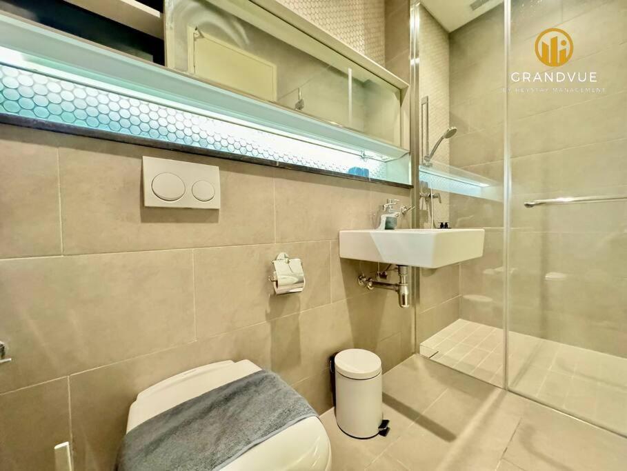 Lucentia BukitBintang KlccView InfinityPool By HeyStay Management