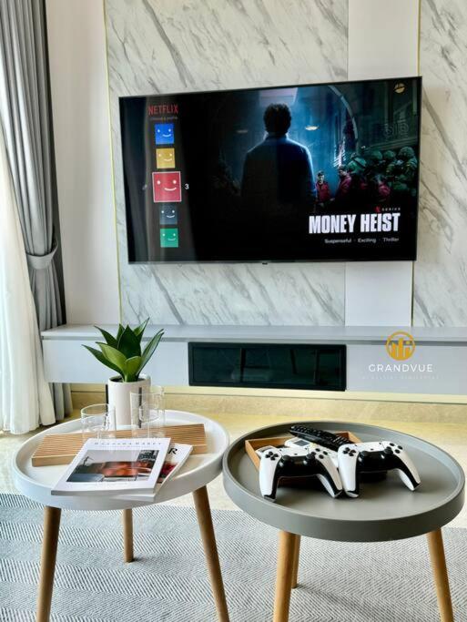 Lucentia BukitBintang KlccView InfinityPool By HeyStay Management