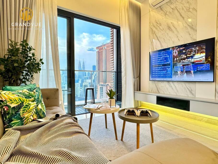 Lucentia BukitBintang KlccView InfinityPool By HeyStay Management