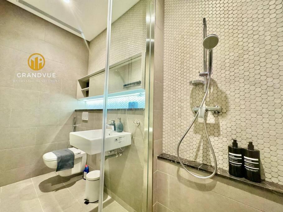 Lucentia BukitBintang KlccView InfinityPool By HeyStay Management