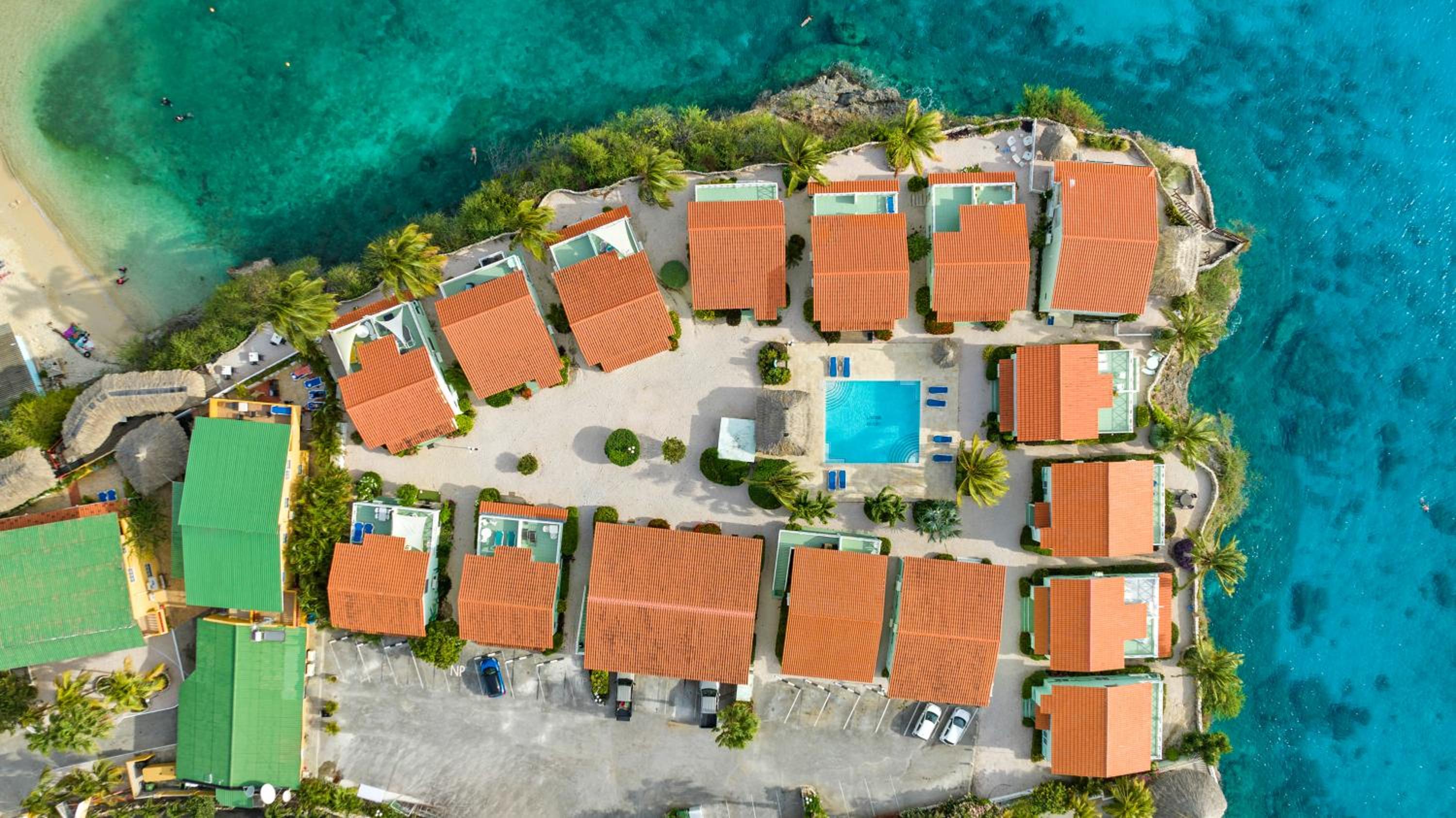 Lagoon Ocean Resort - Photo 6