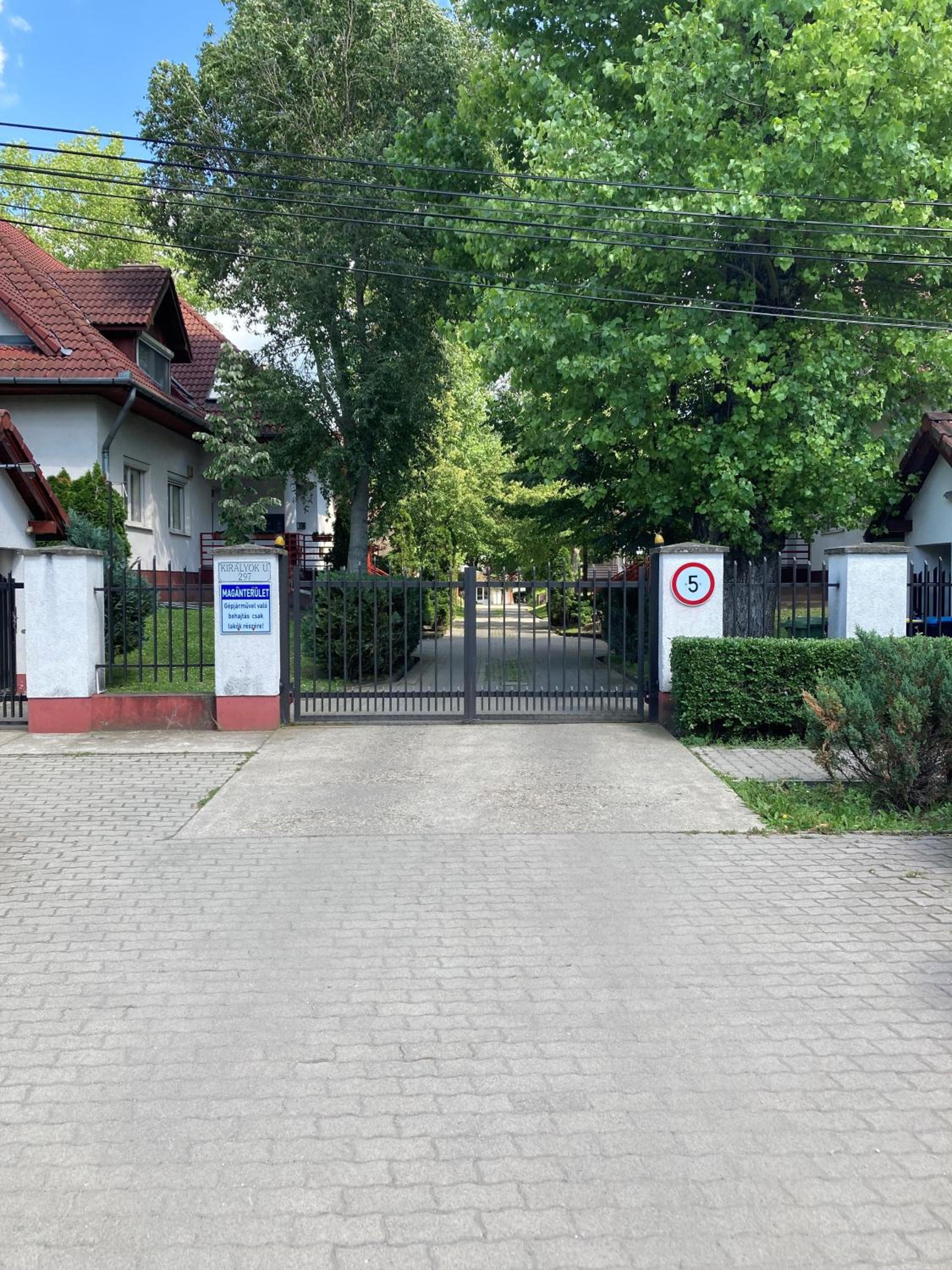 Photo 34