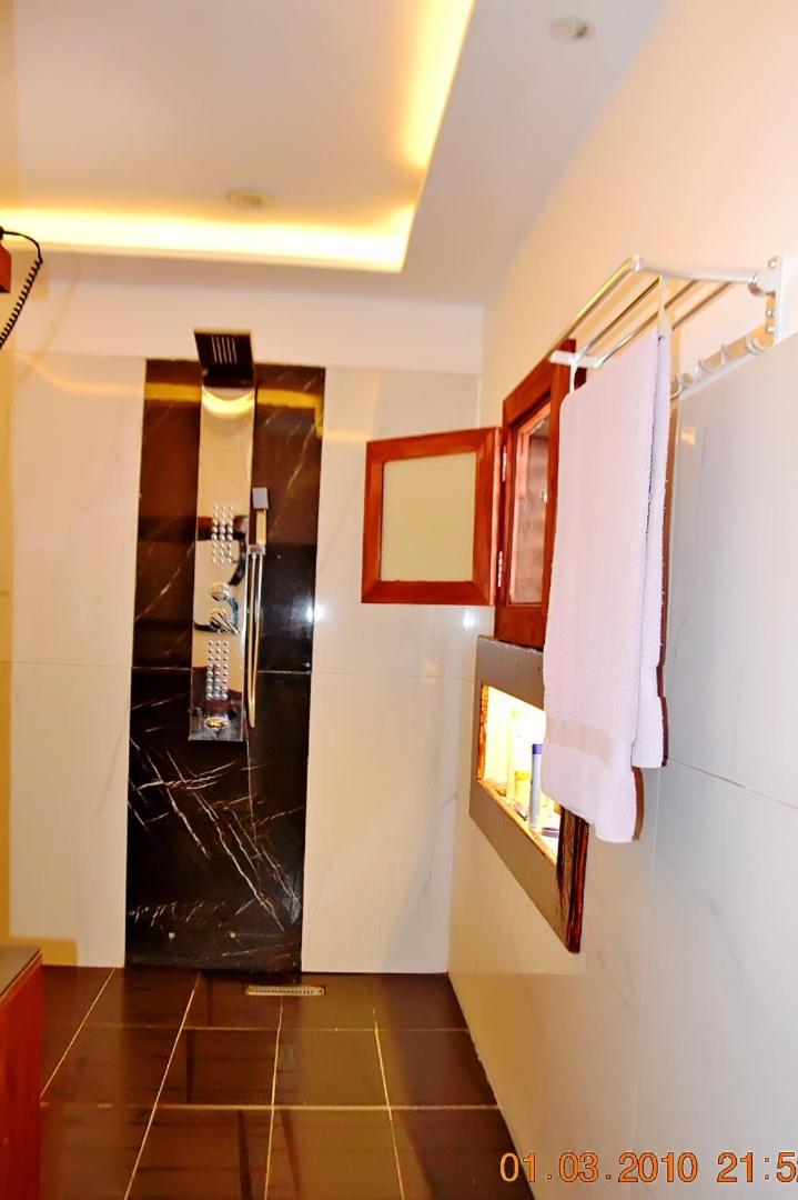 CafeStro KOLWEZI Bedroom OUAGADOUGOU