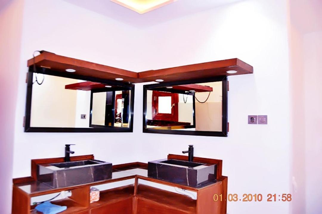 CafeStro KOLWEZI Bedroom OUAGADOUGOU