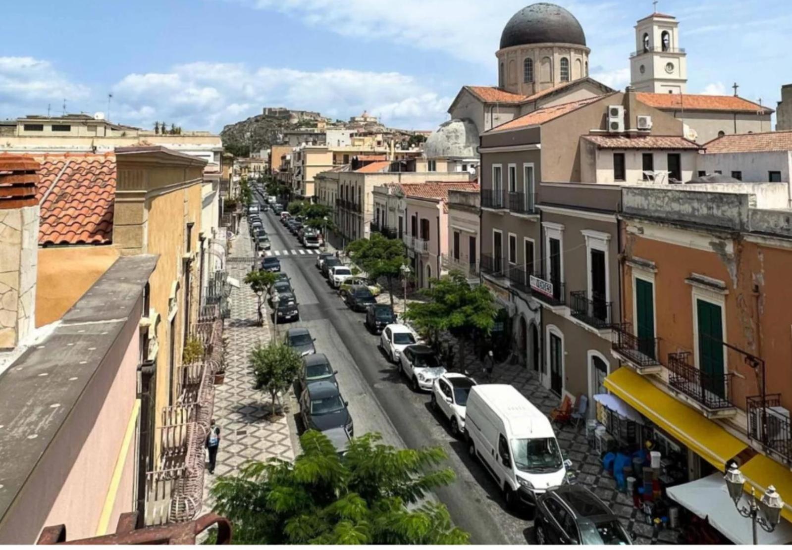 Mila e Mari nel cuore di Milazzo photo 2