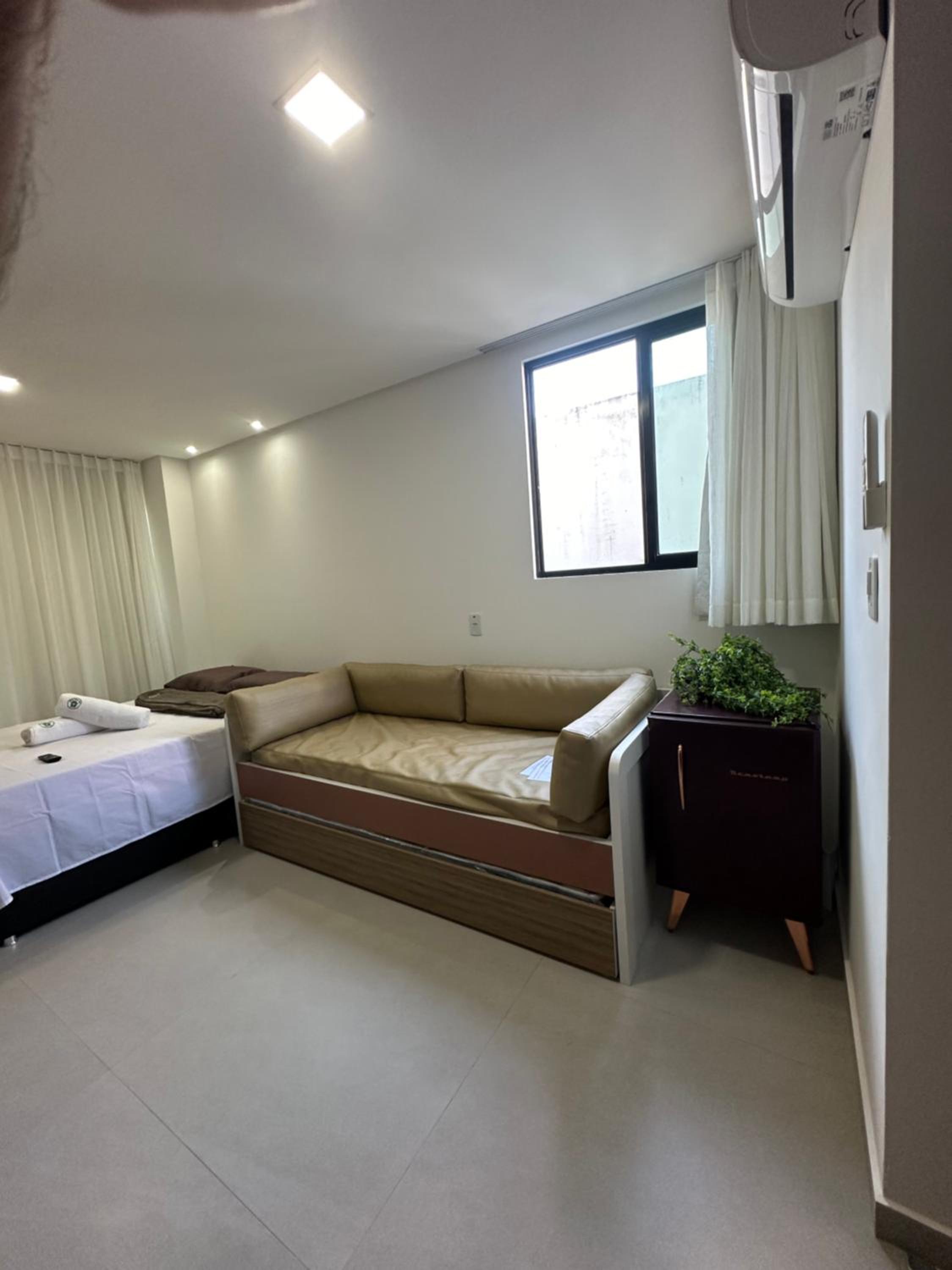 Apartment in the Center of Porto with Exclusive Pool