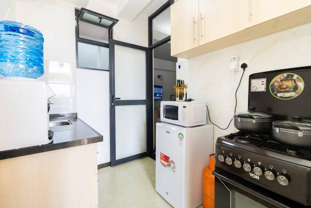 Central Nairobi cosy studio in kilimani, Near yaya view 4