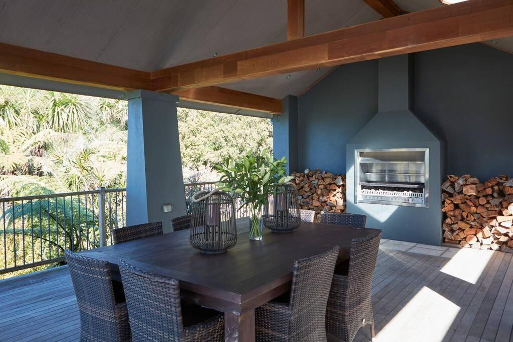 Luxurious coastal retreat view 3