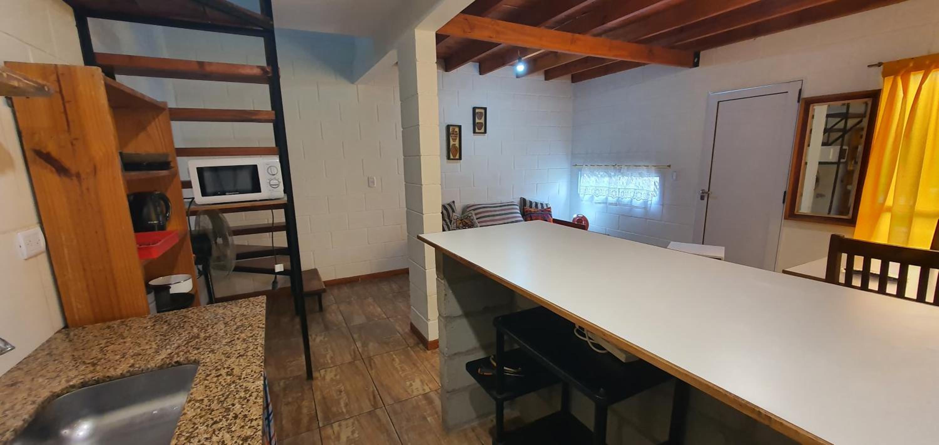 Duplex 2 hab. parrilla y cochera