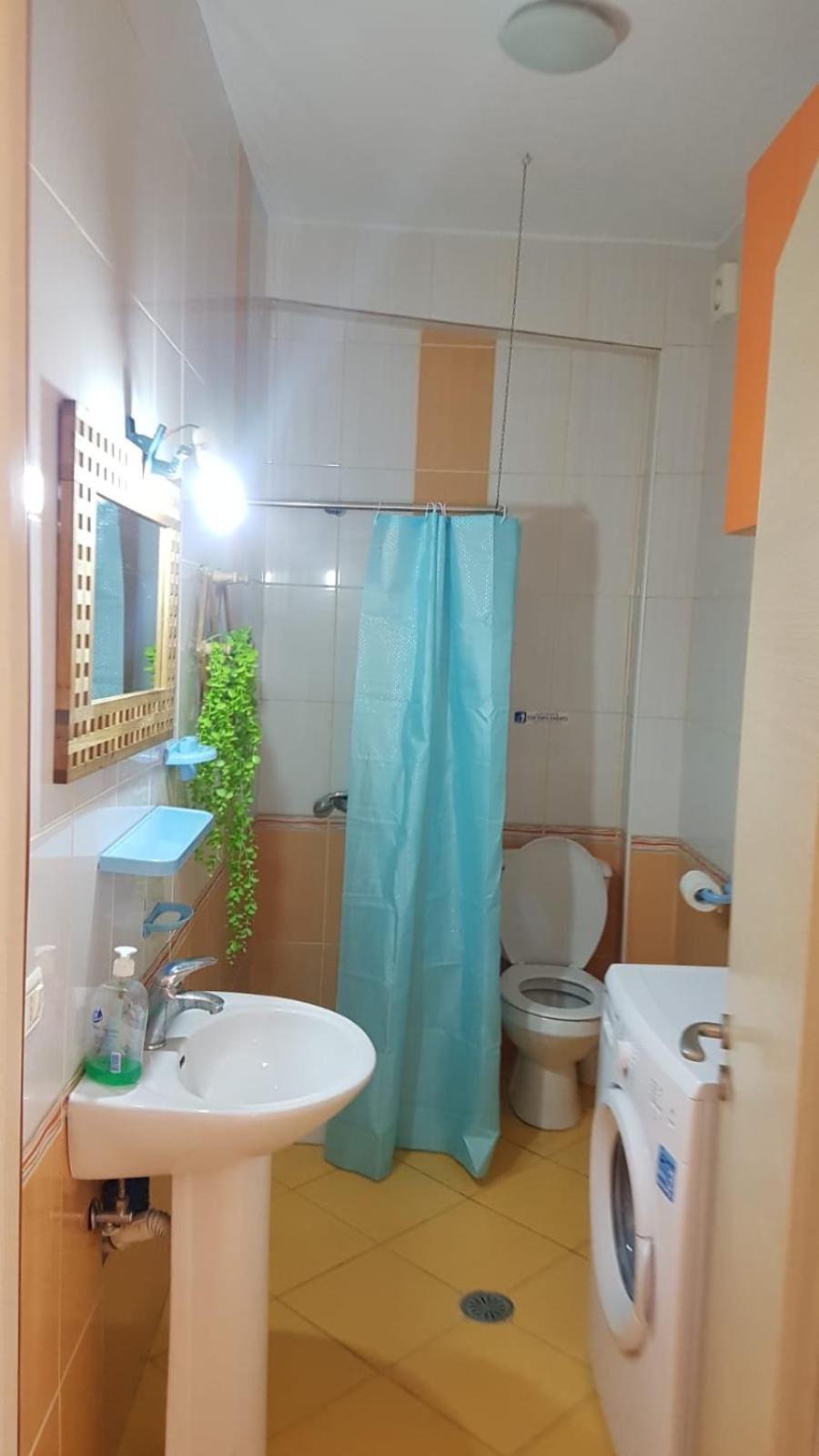 Seaview Apartments