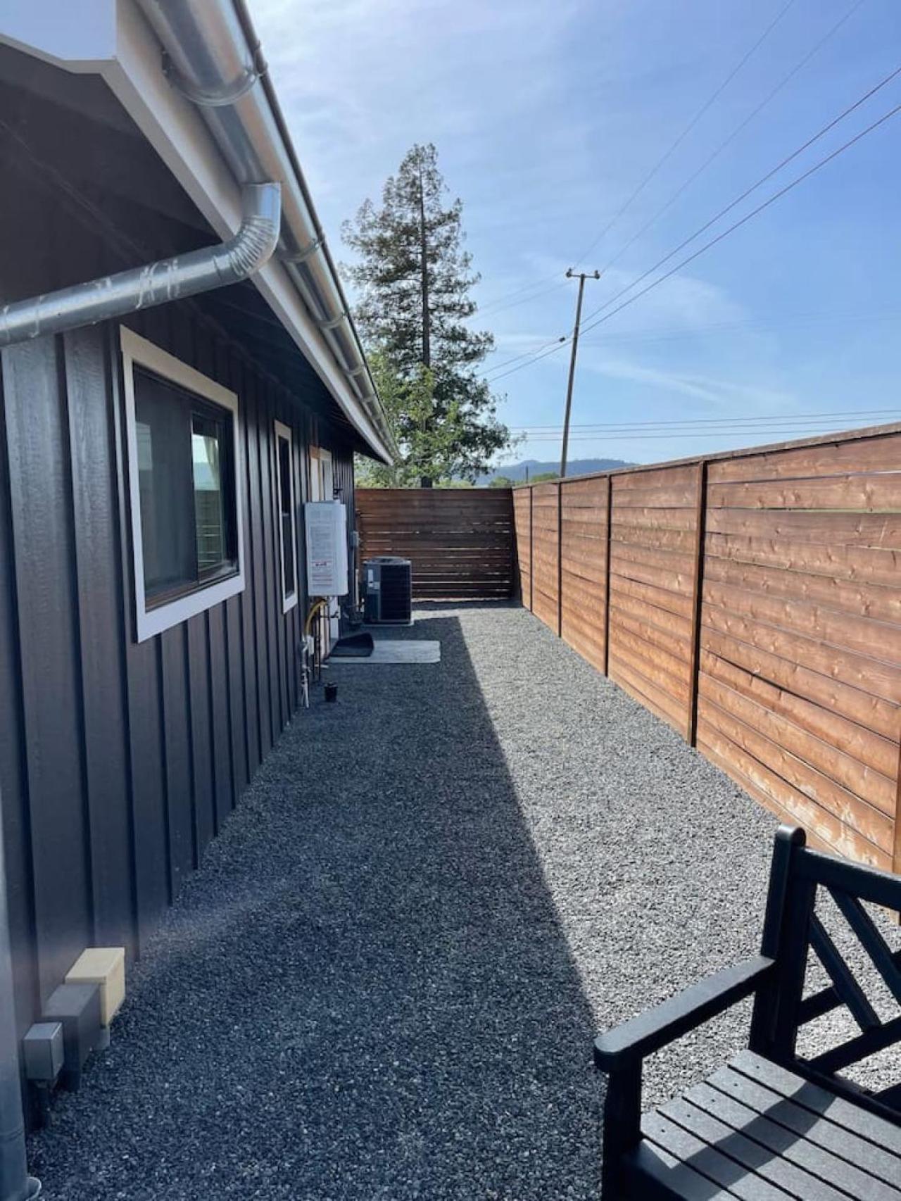 Swanky Cottage Perfect for 1 to 2 Guests view 2