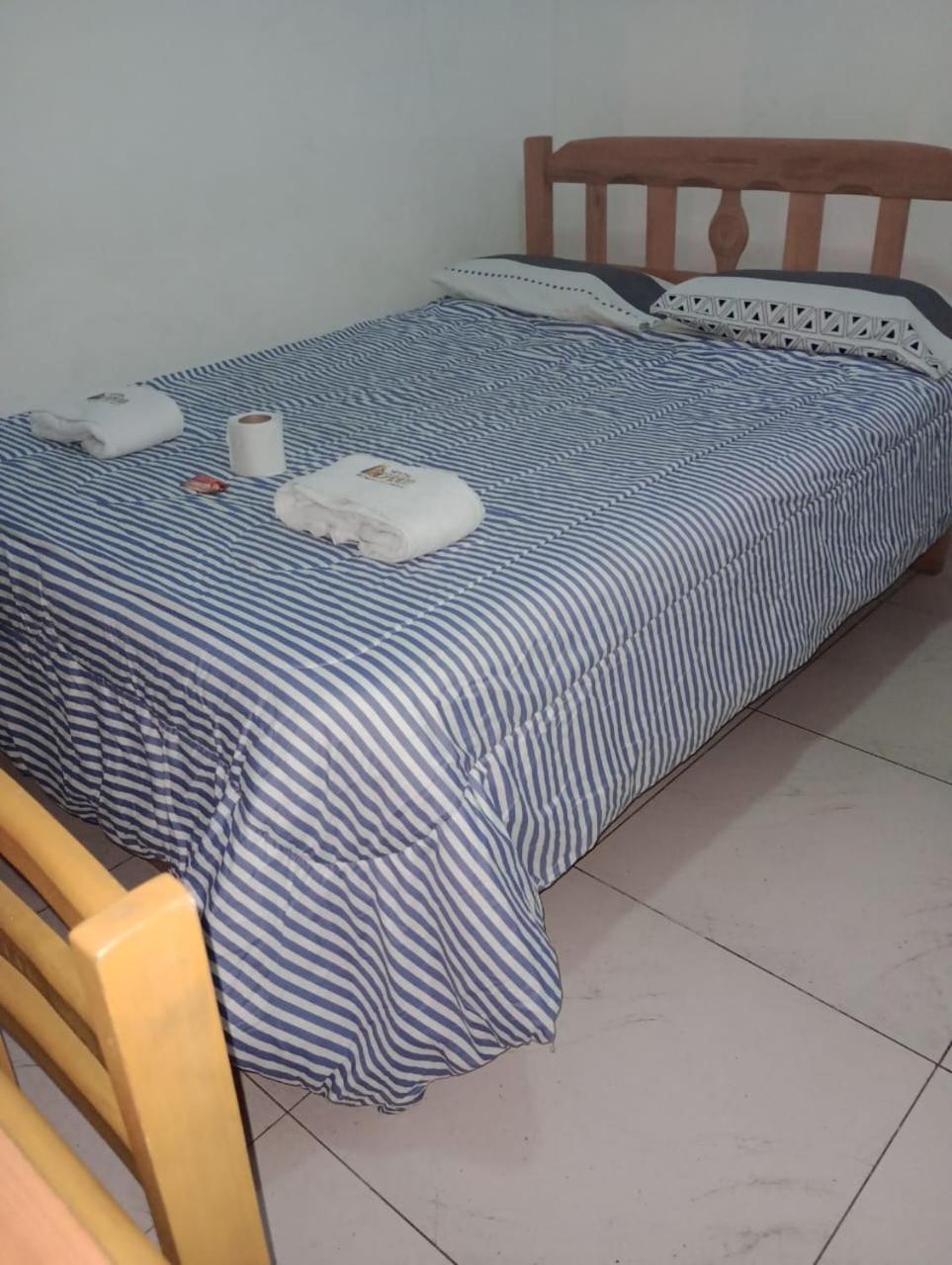 HOSTAl IMPERIO
