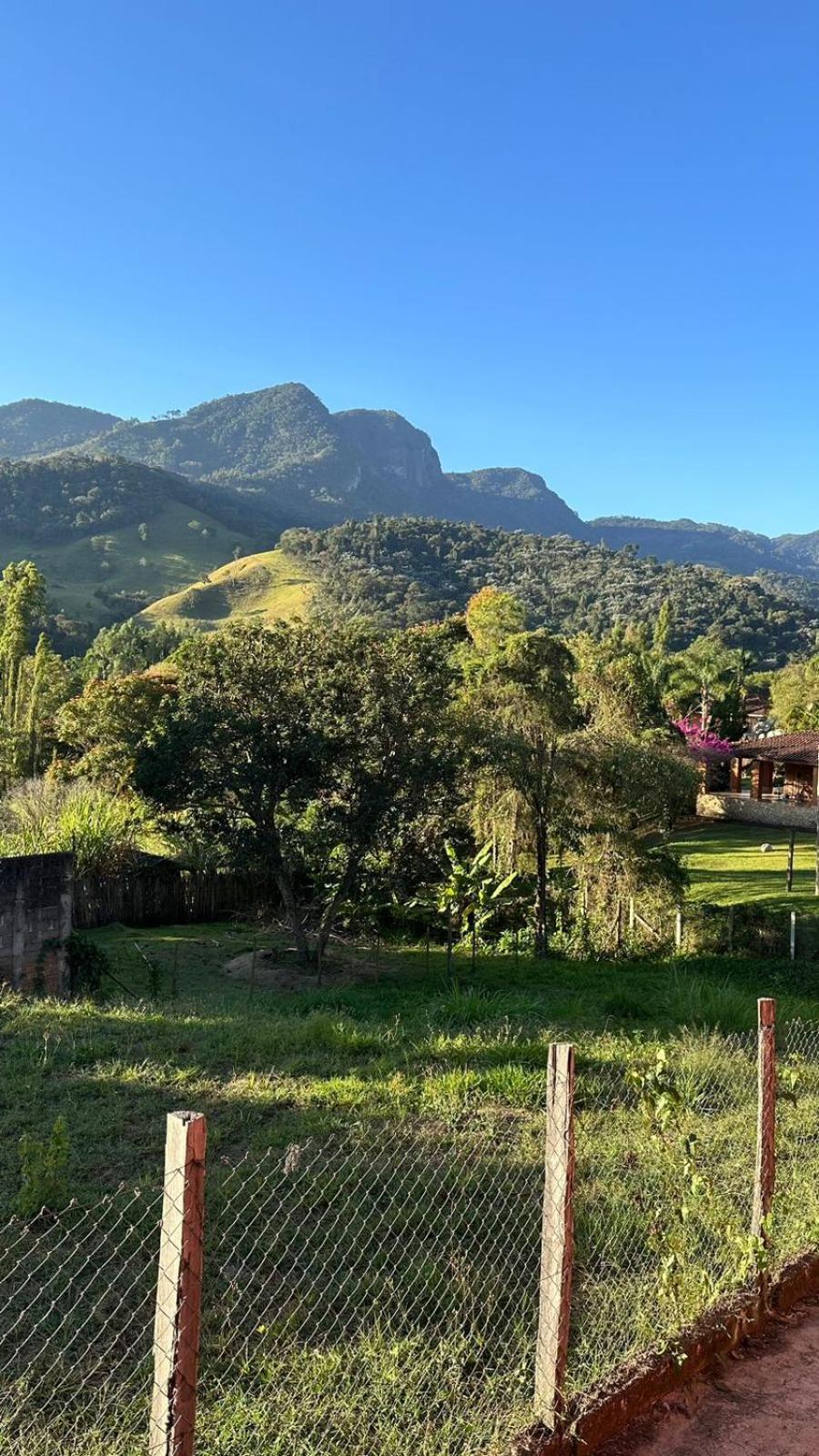 Casa Paiol Grande - Vista das montanhas e pedras