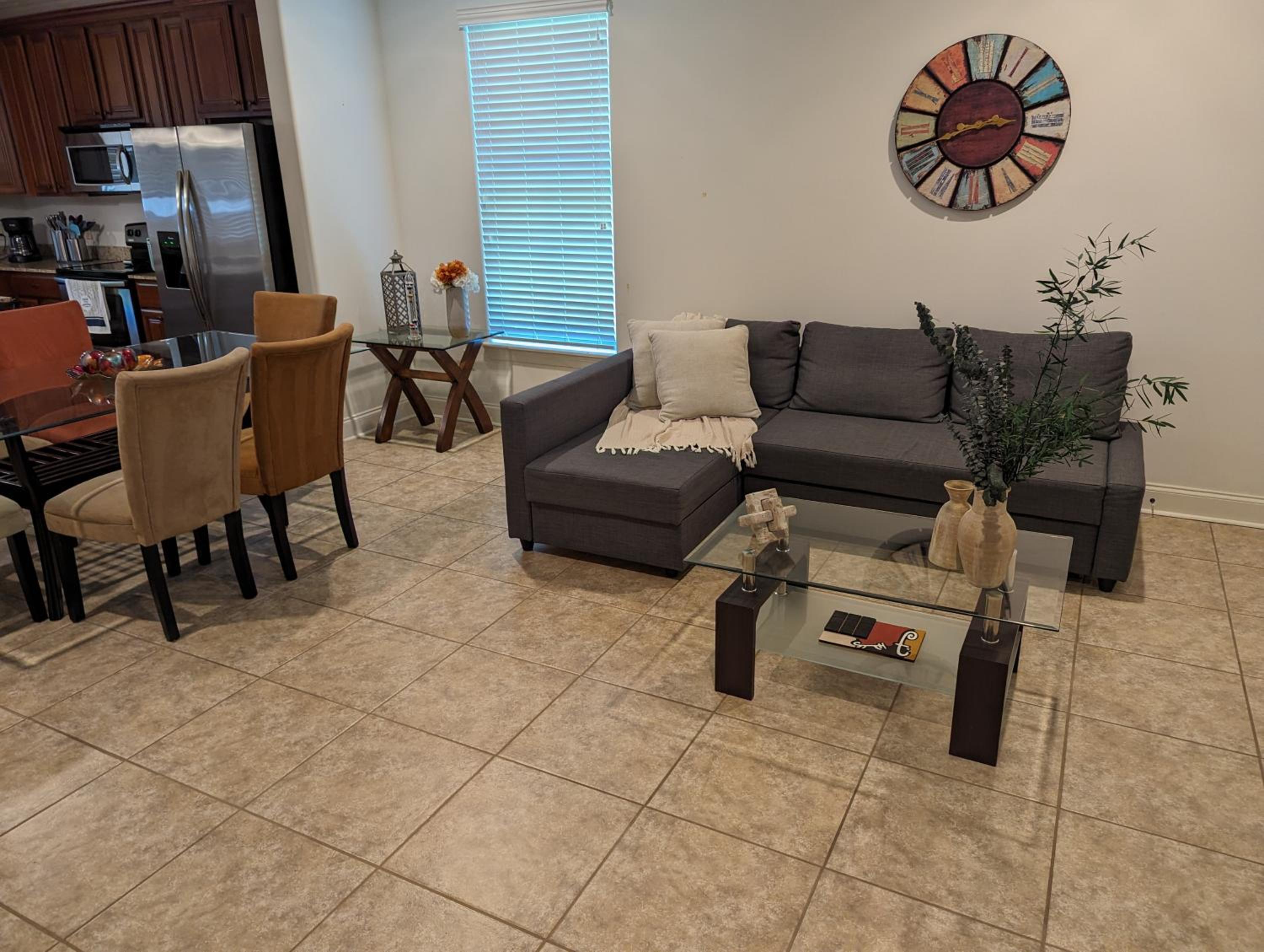 Cozy Townhouse Near Casinos & Prien Lake Park view 2