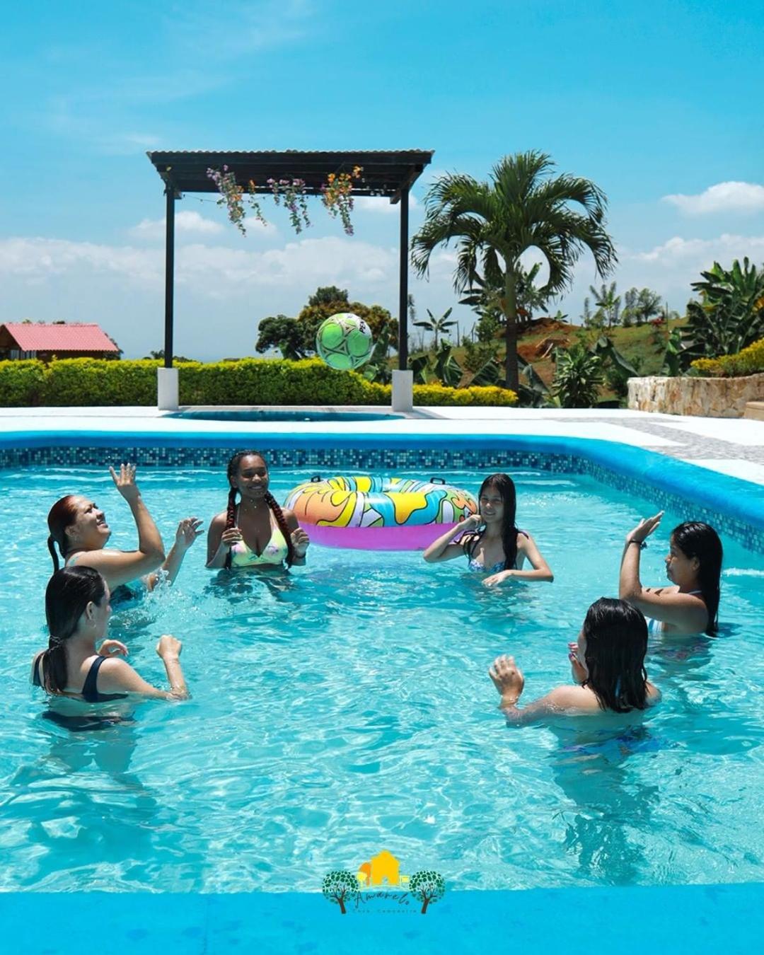 Finca Amarelo casa campestre cap 35 pers