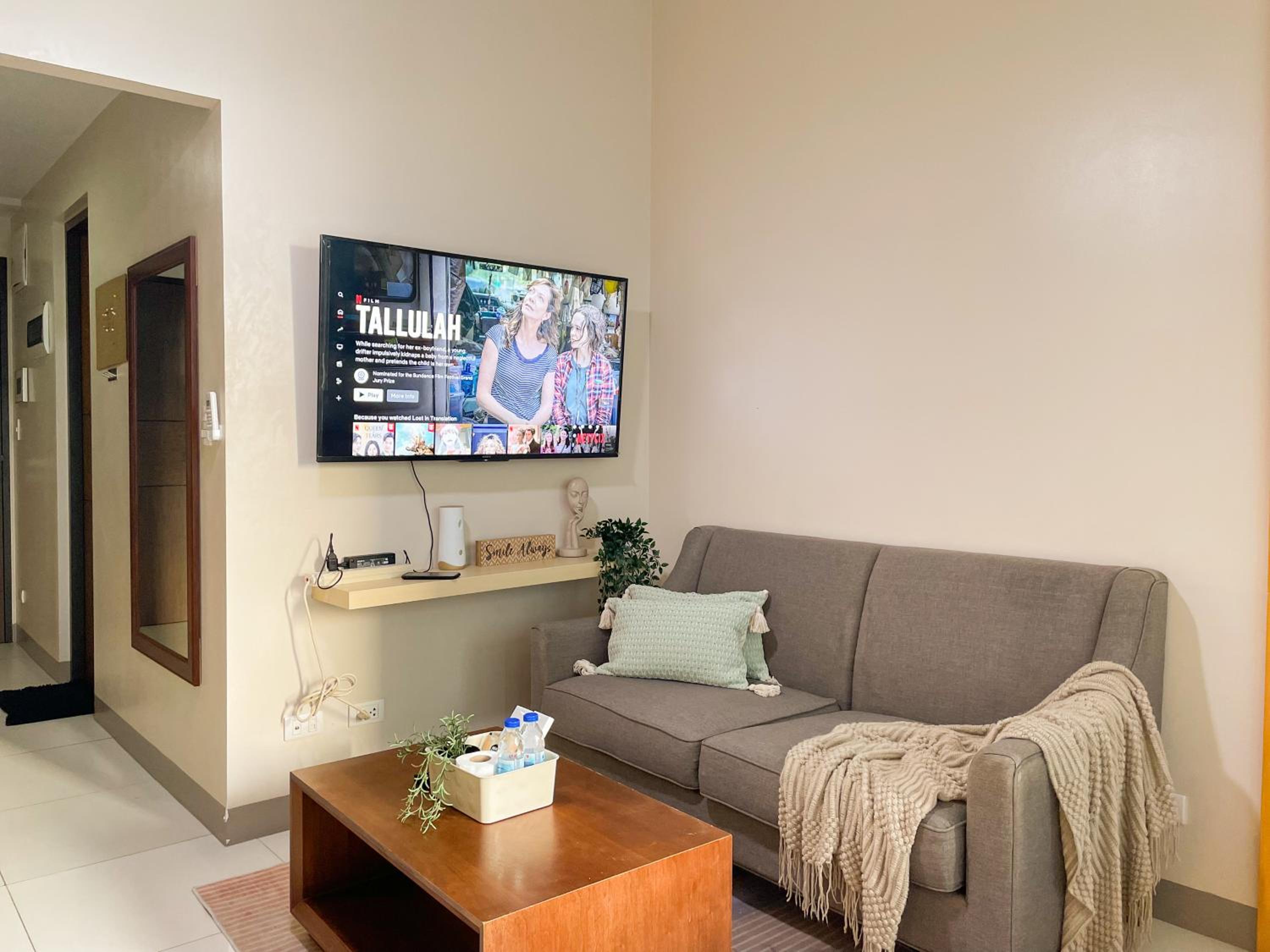 Upscale Bgc Experience 1br Condo #oursw17c2 view 5