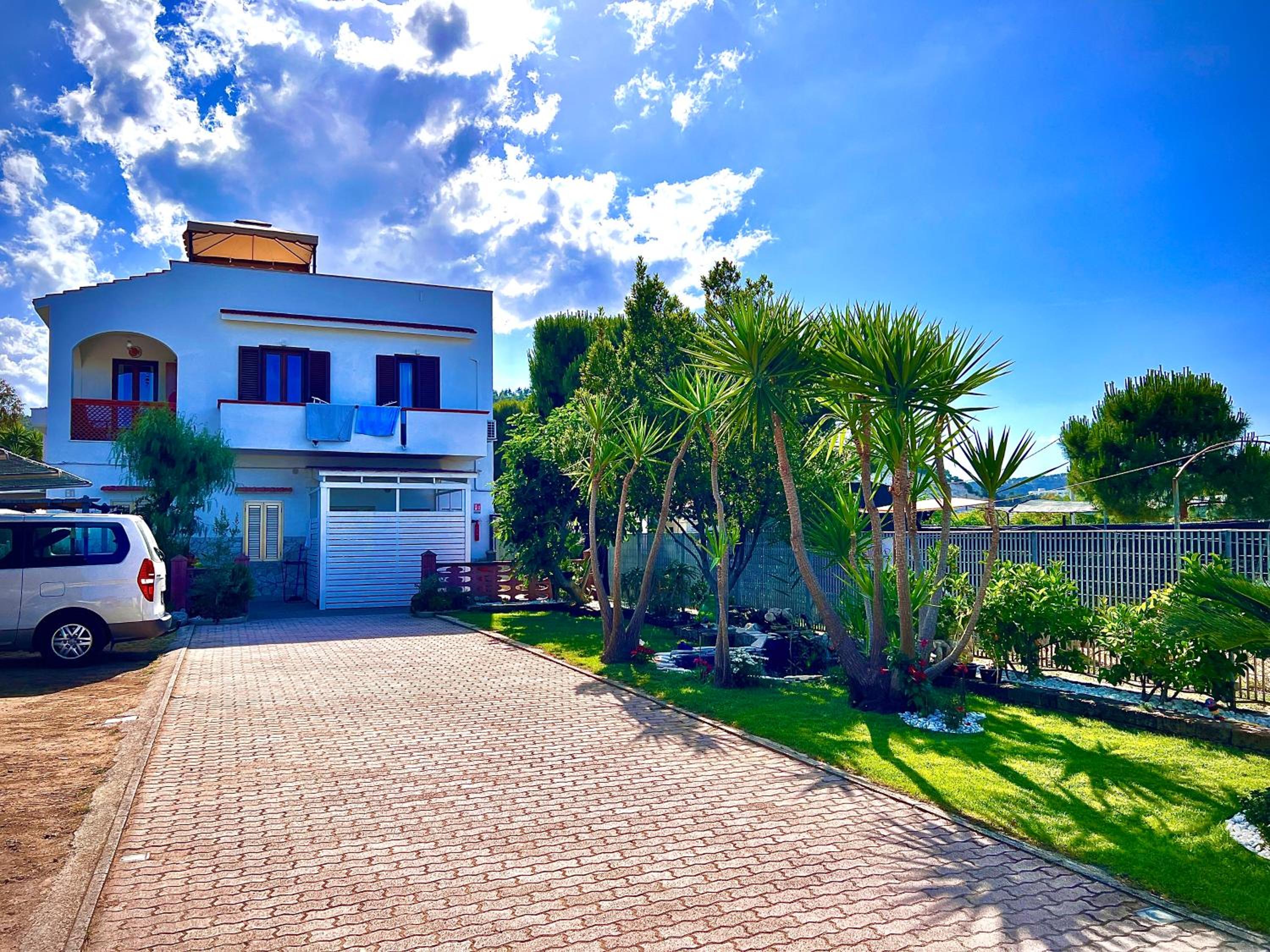 Villa Latino