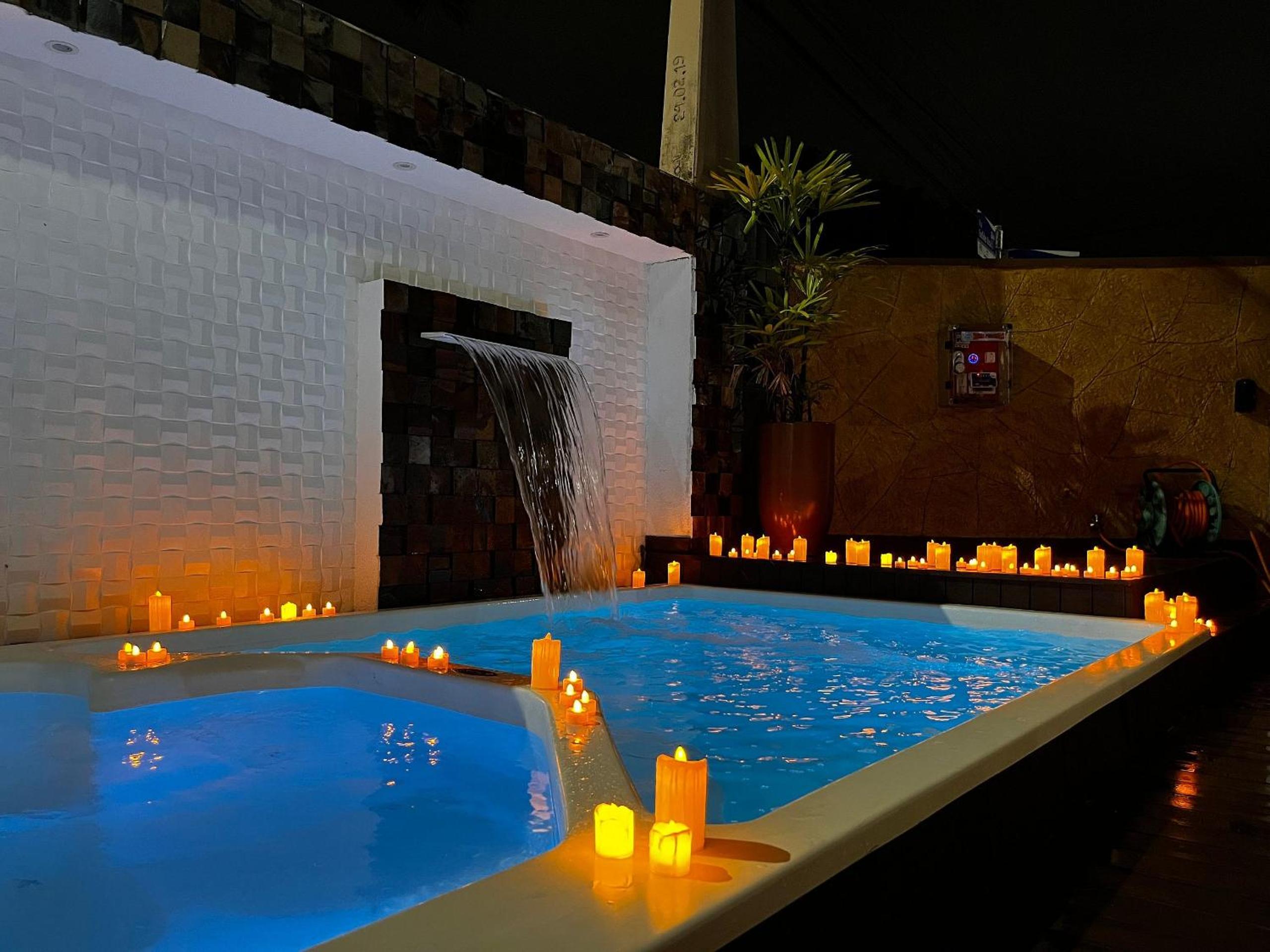 A Favorita Casa 15K Jacuzzi & Piscina BC