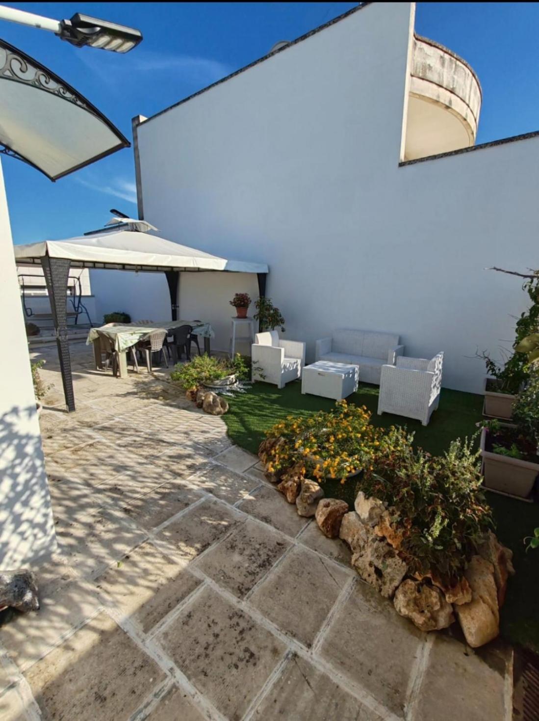 Holiday House view 3
