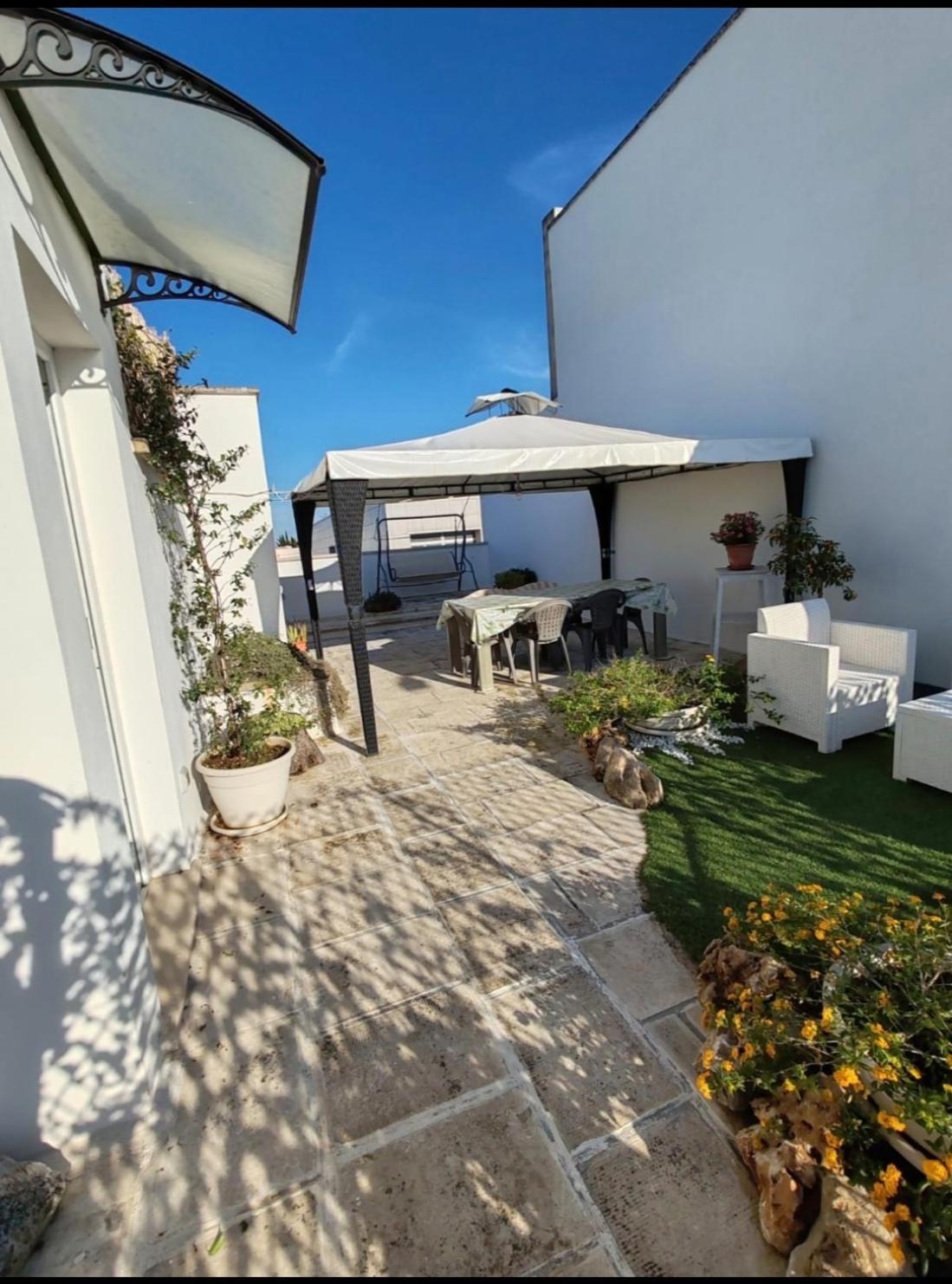 Holiday House view 4