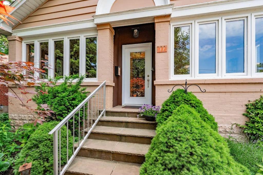 Picturesque & Serene Gem in Port Credit - Steps to Lake - Backyard