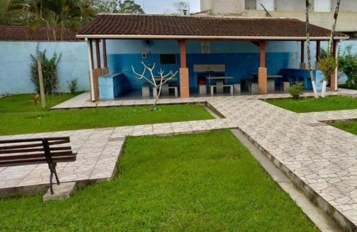 Casa simples Pereque açu - Ubatuba
