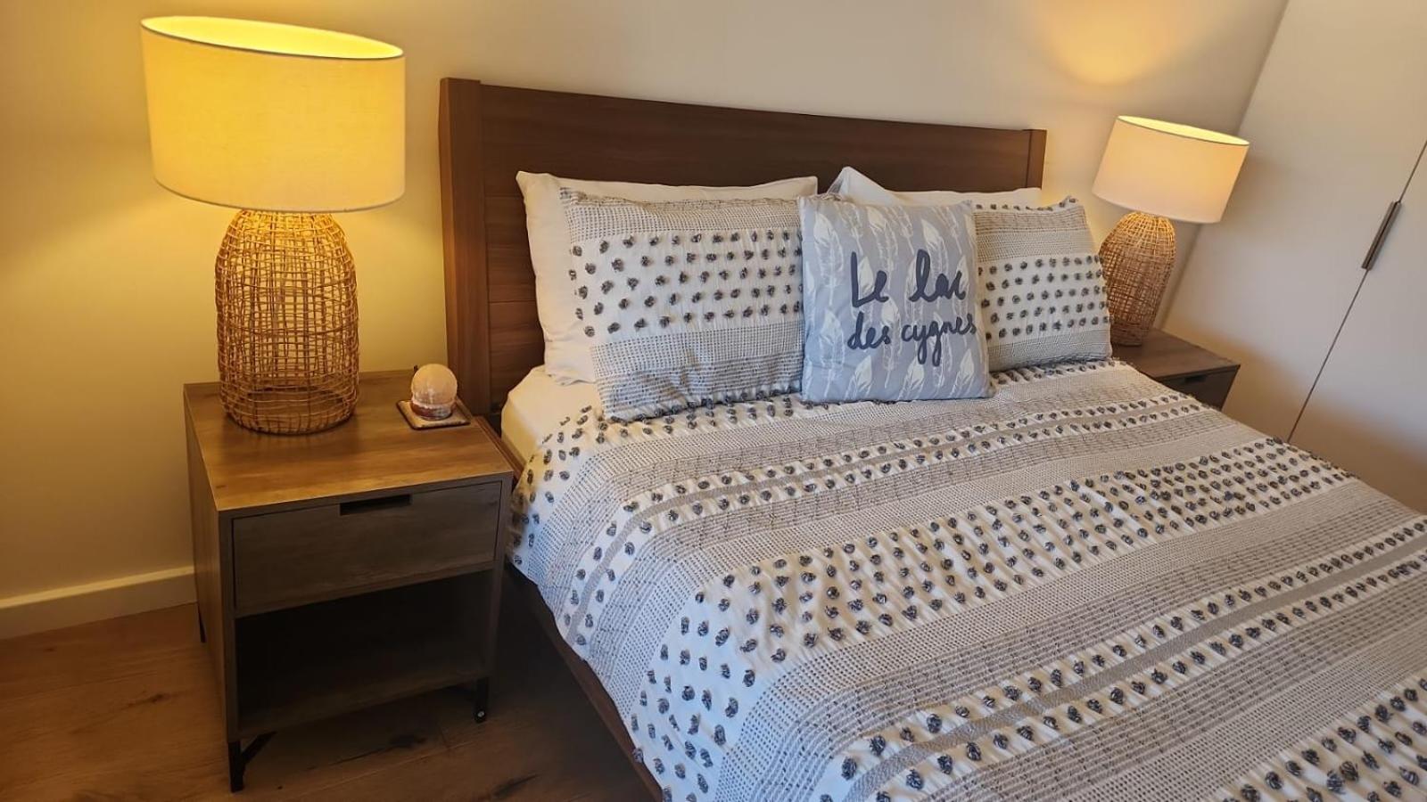 Modern & Cozy Unit Just Steps from Terrigal Beach