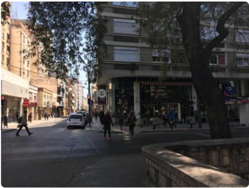 9 de julio y cañada