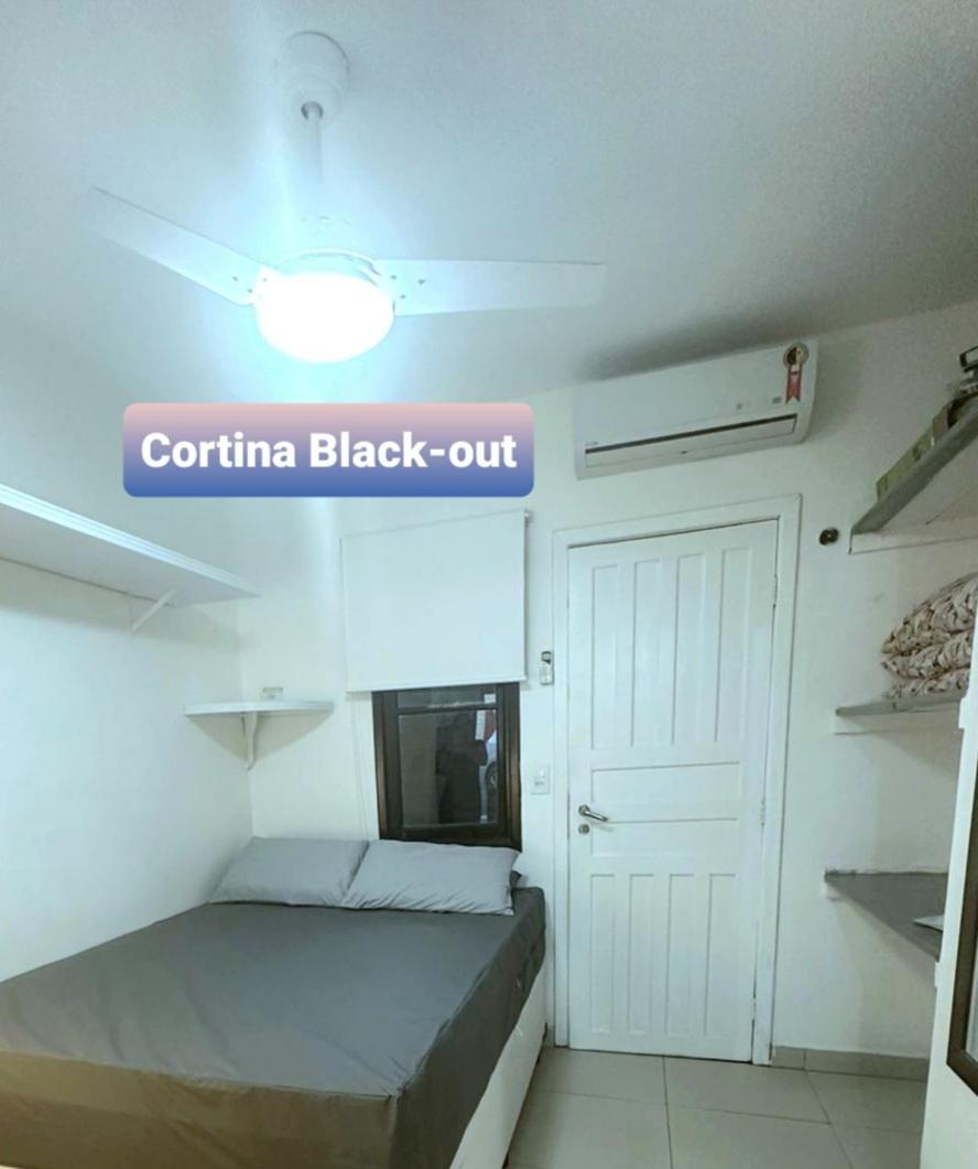 Flat em Juquehy - Condomínio com portaria e com piscina próximo praia