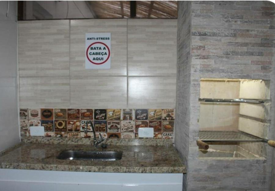 Flat em Juquehy - Condomínio com portaria e com piscina próximo praia
