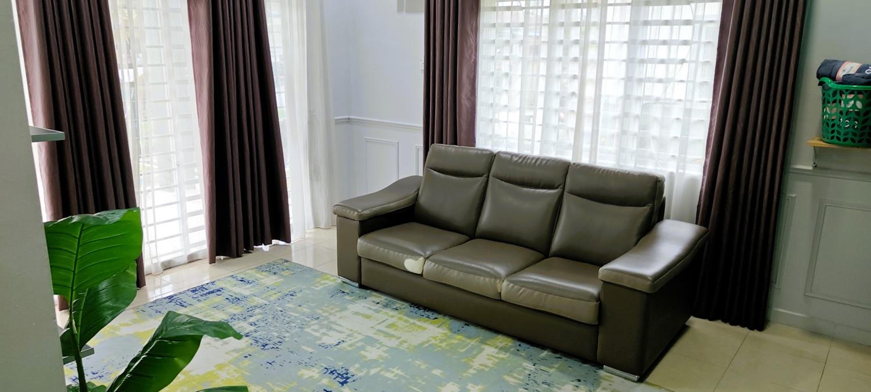 COZY RIZQY - Spacious & Budget-Friendly 3R2B Homestay photo 6