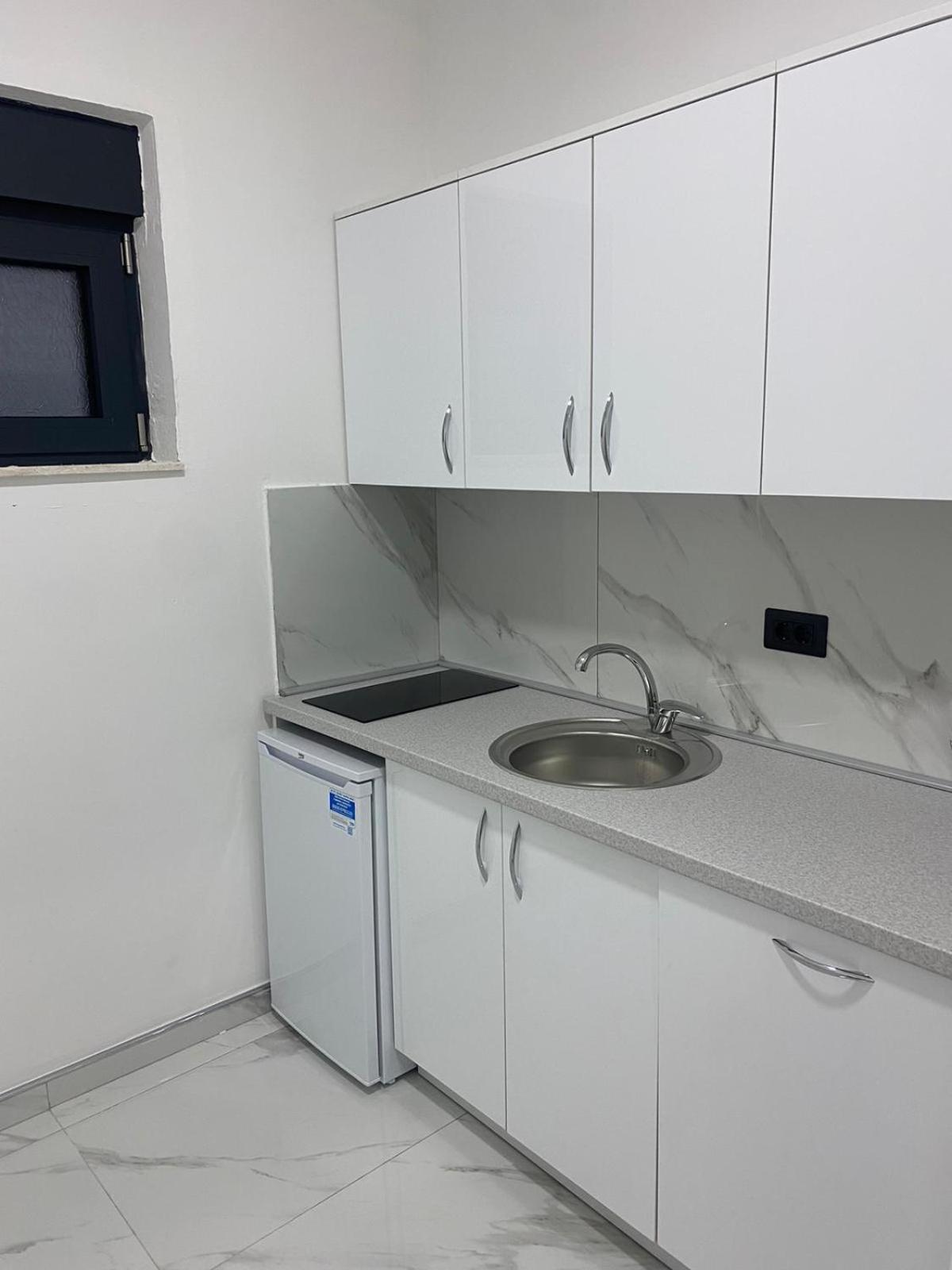 Nejla Apartmani Stoj