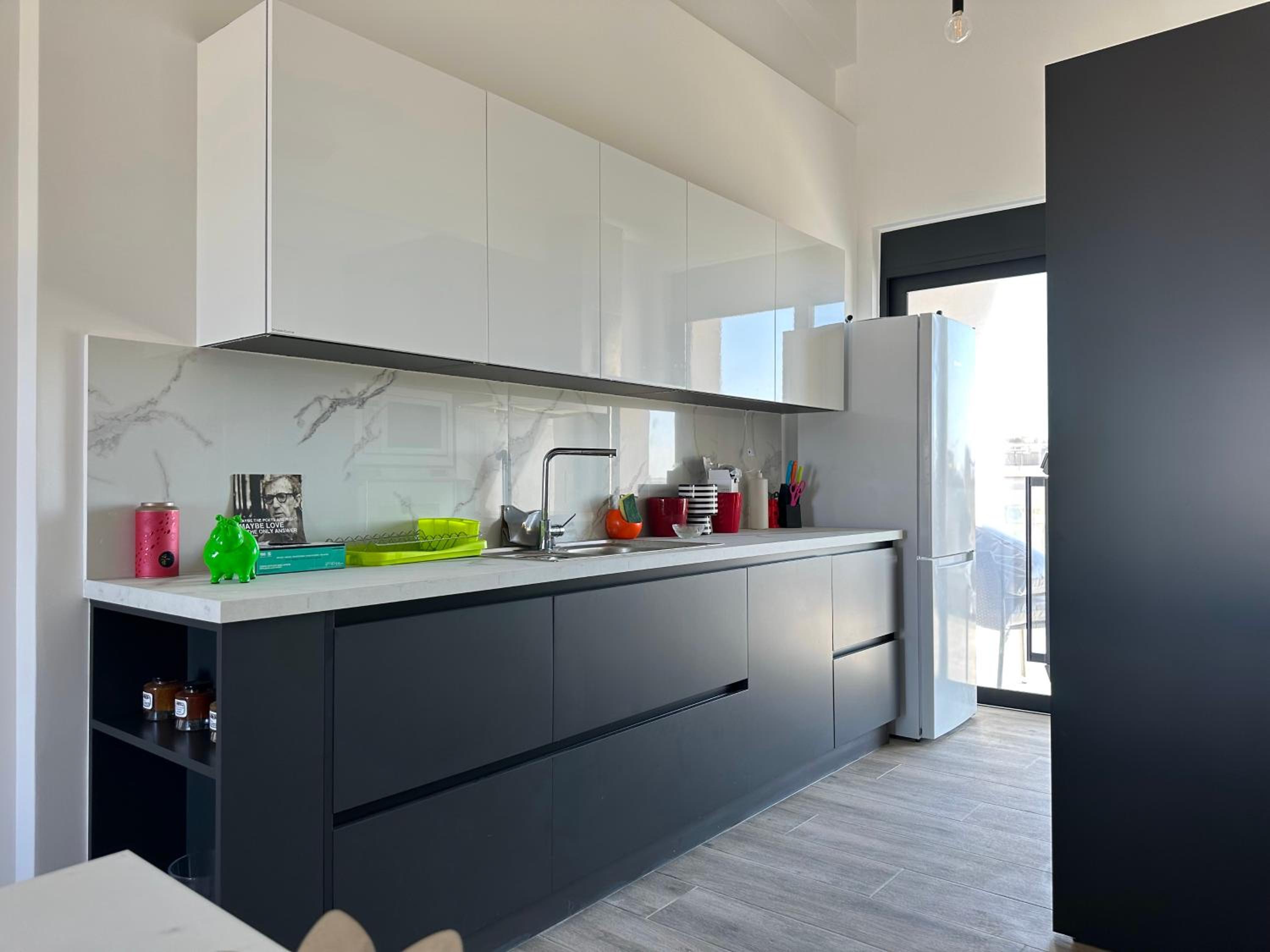 Sky Suite Apartments - Cloud9 in the City