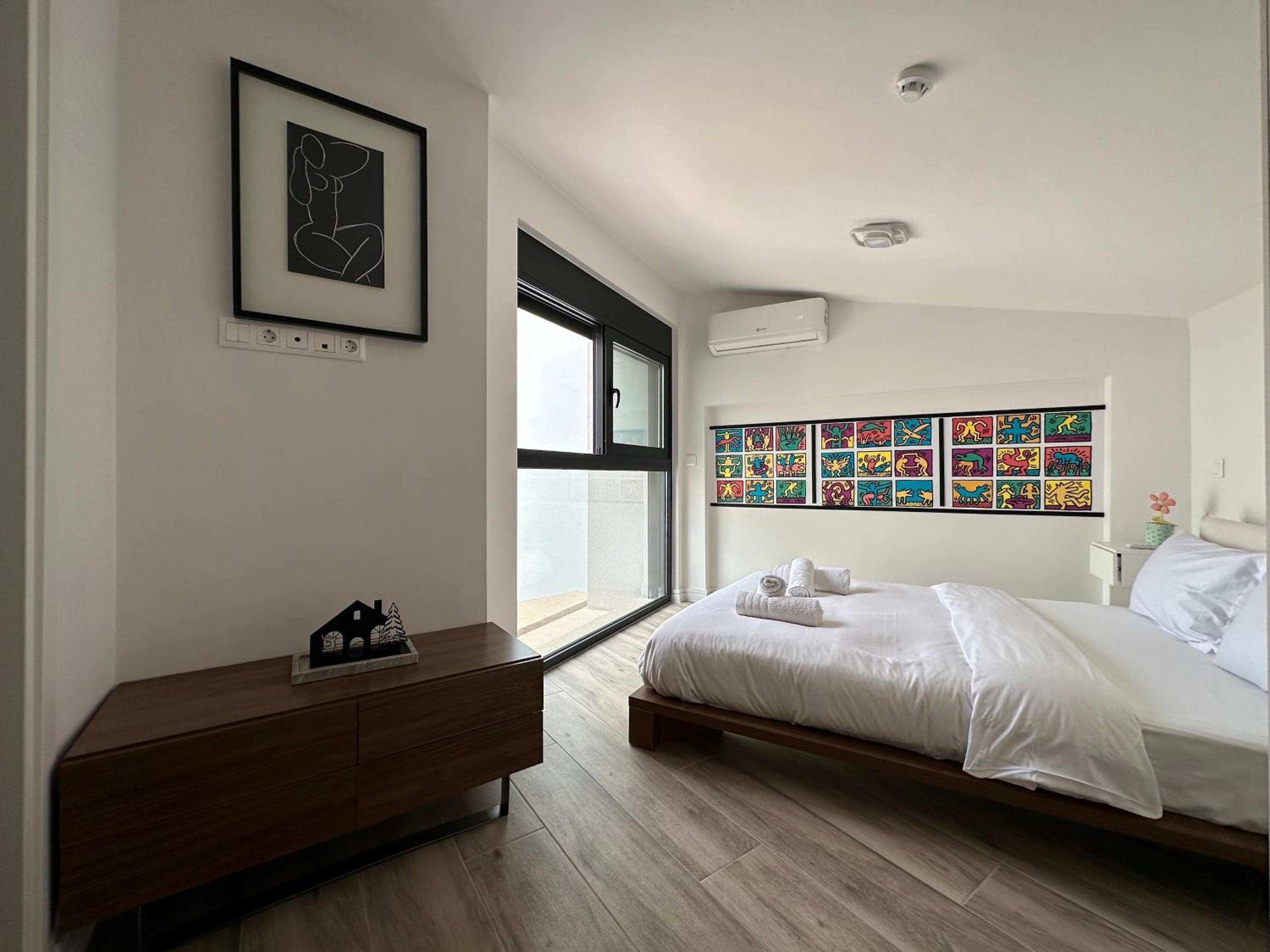 Sky Suite Apartments - Cloud9 in the City