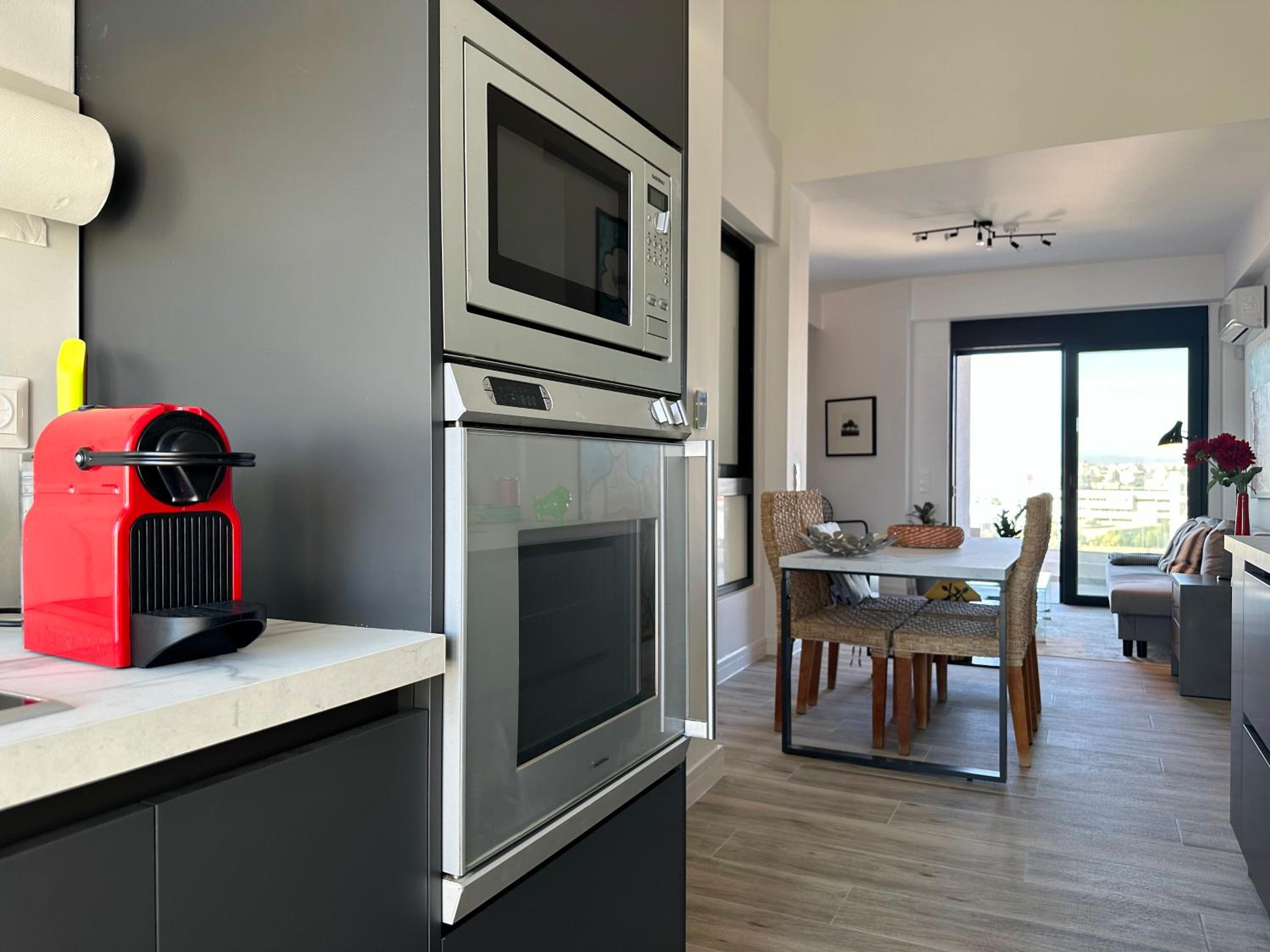 Sky Suite Apartments - Cloud9 in the City