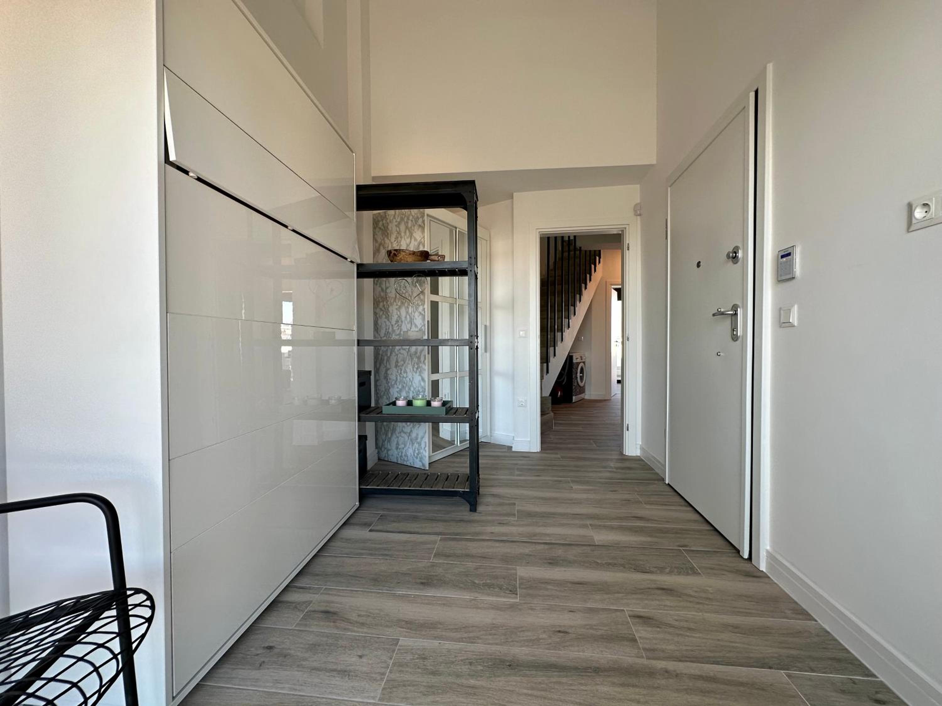 Sky Suite Apartments - Cloud9 in the City