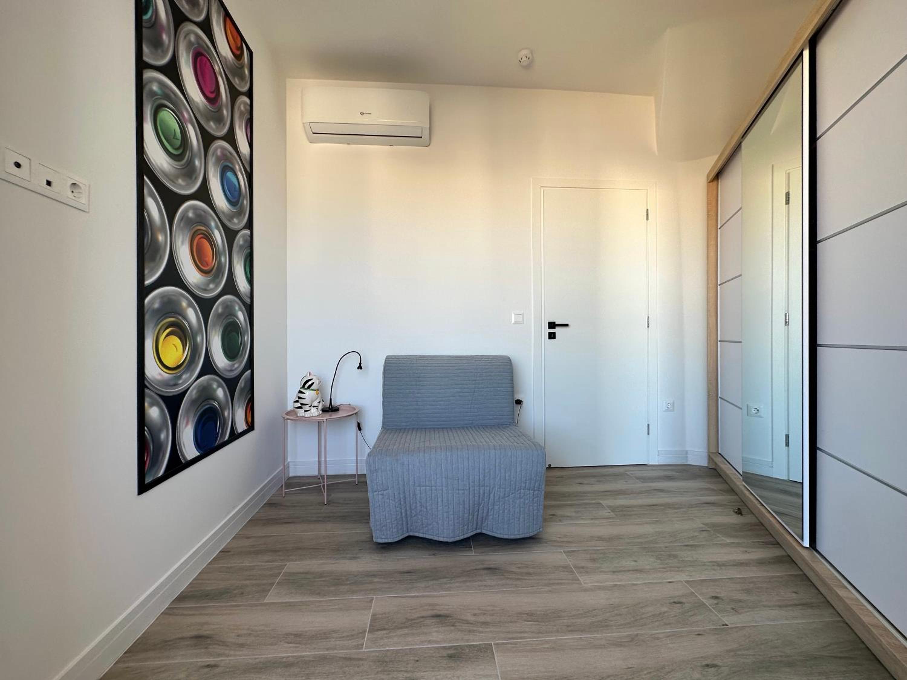 Sky Suite Apartments - Cloud9 in the City