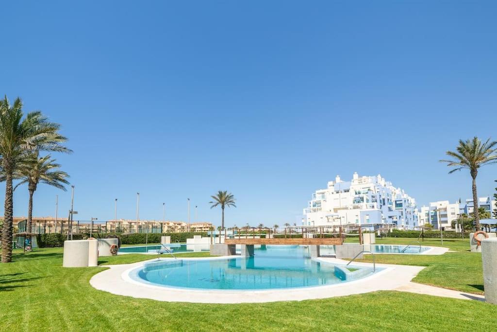 TrendyHomes Marina Golf