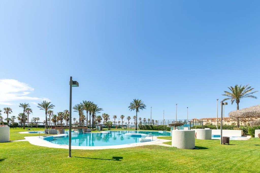 TrendyHomes Marina Golf